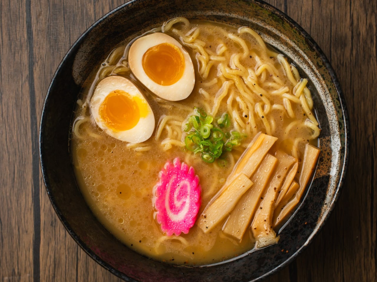 Black Garlic Tonkotsu Ramen, ramen at Domo Cafe