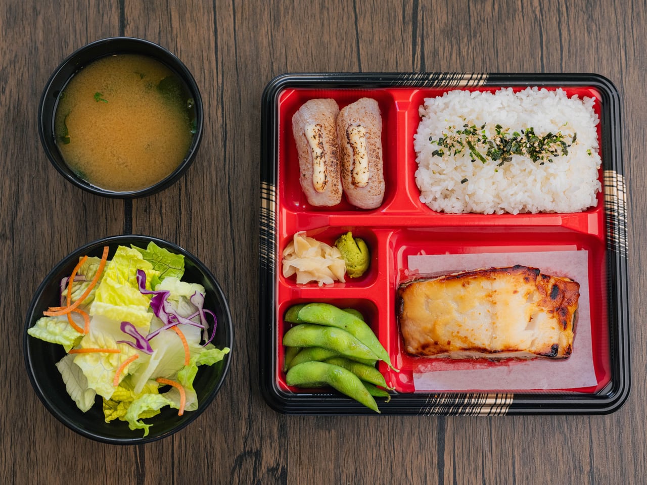 Misoyaki Butterfish + Aburi Ahi w/ Salad, bento at Domo Cafe