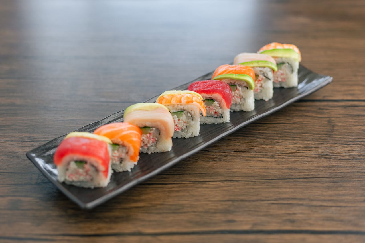 Rainbow Roll, rolls at Domo Cafe